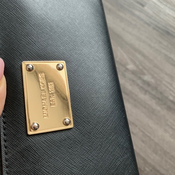SOLD! Michael Kors Wallet - Picture 3 of 5
